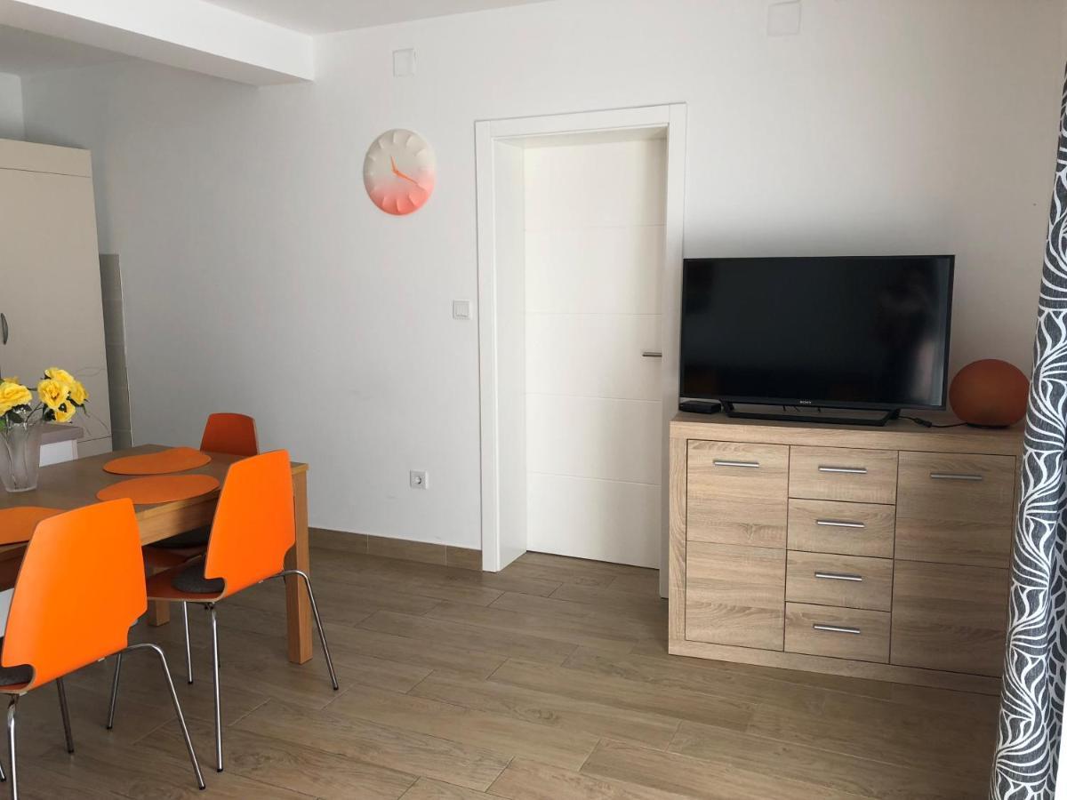 Apartmani I Sobe Ivancic1 Novi Vinodolski Exterior foto
