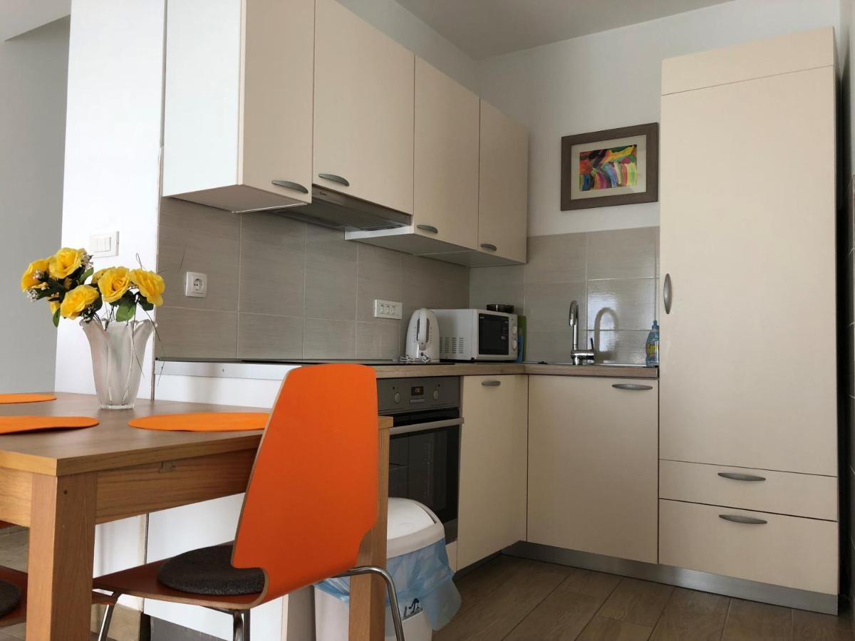 Apartmani I Sobe Ivancic1 Novi Vinodolski Exterior foto